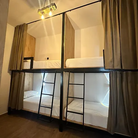 Hostel Bume's Σαράντα